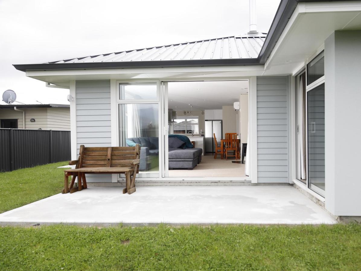 Fiordland Getaway - Te Anau Holiday Home Eksteriør bilde