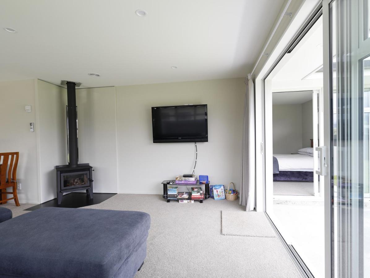 Fiordland Getaway - Te Anau Holiday Home Eksteriør bilde